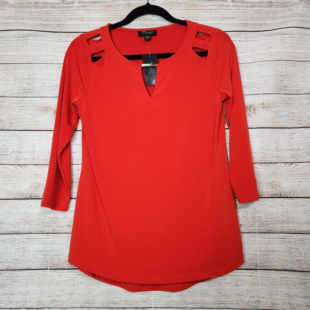 New With Tags Thalia Sodi Women's Size XS Eternal Red Keyhole Blouse 3/4 Sleeves